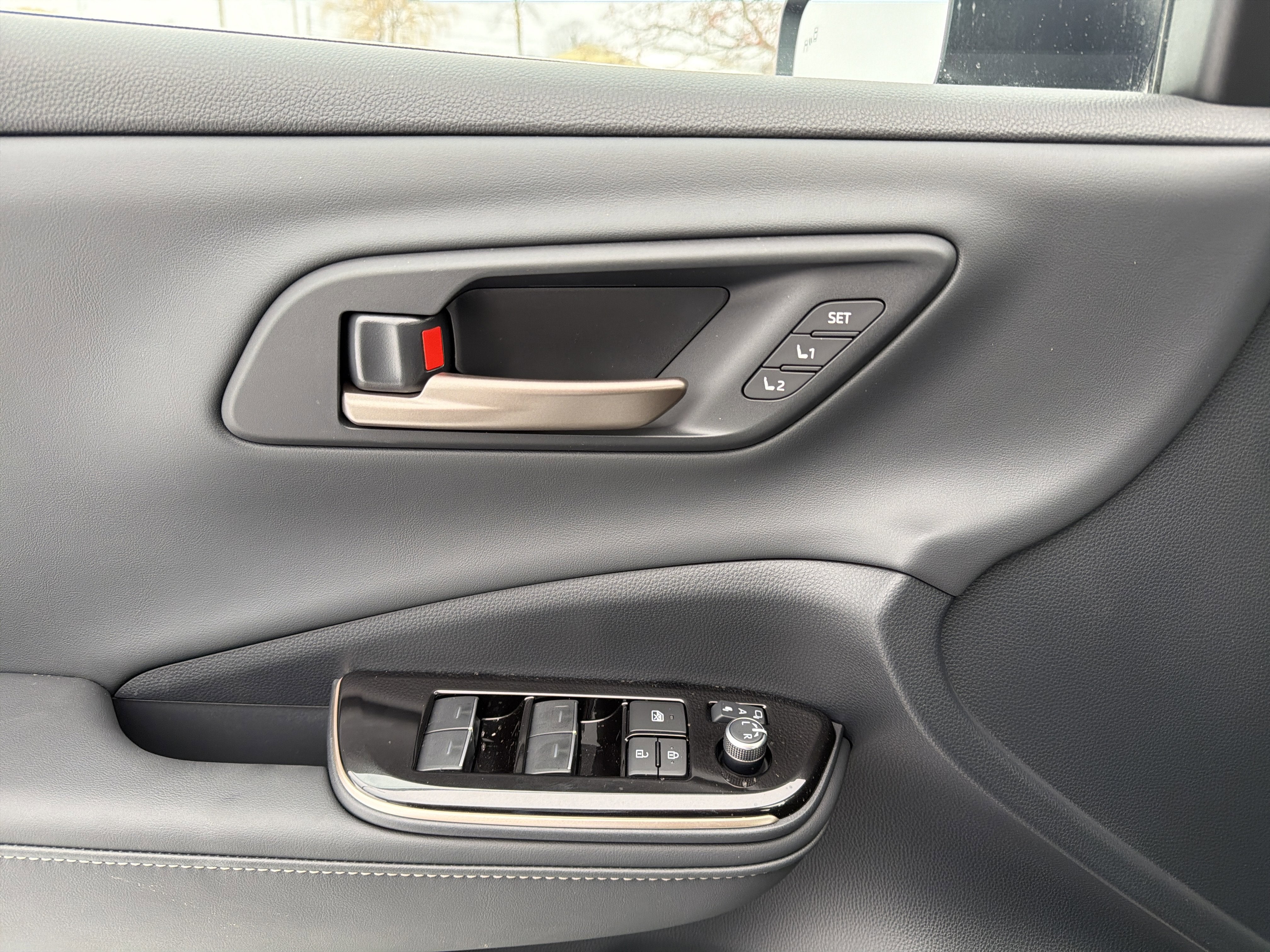 2025 Toyota Toyota Crown Signia XLE