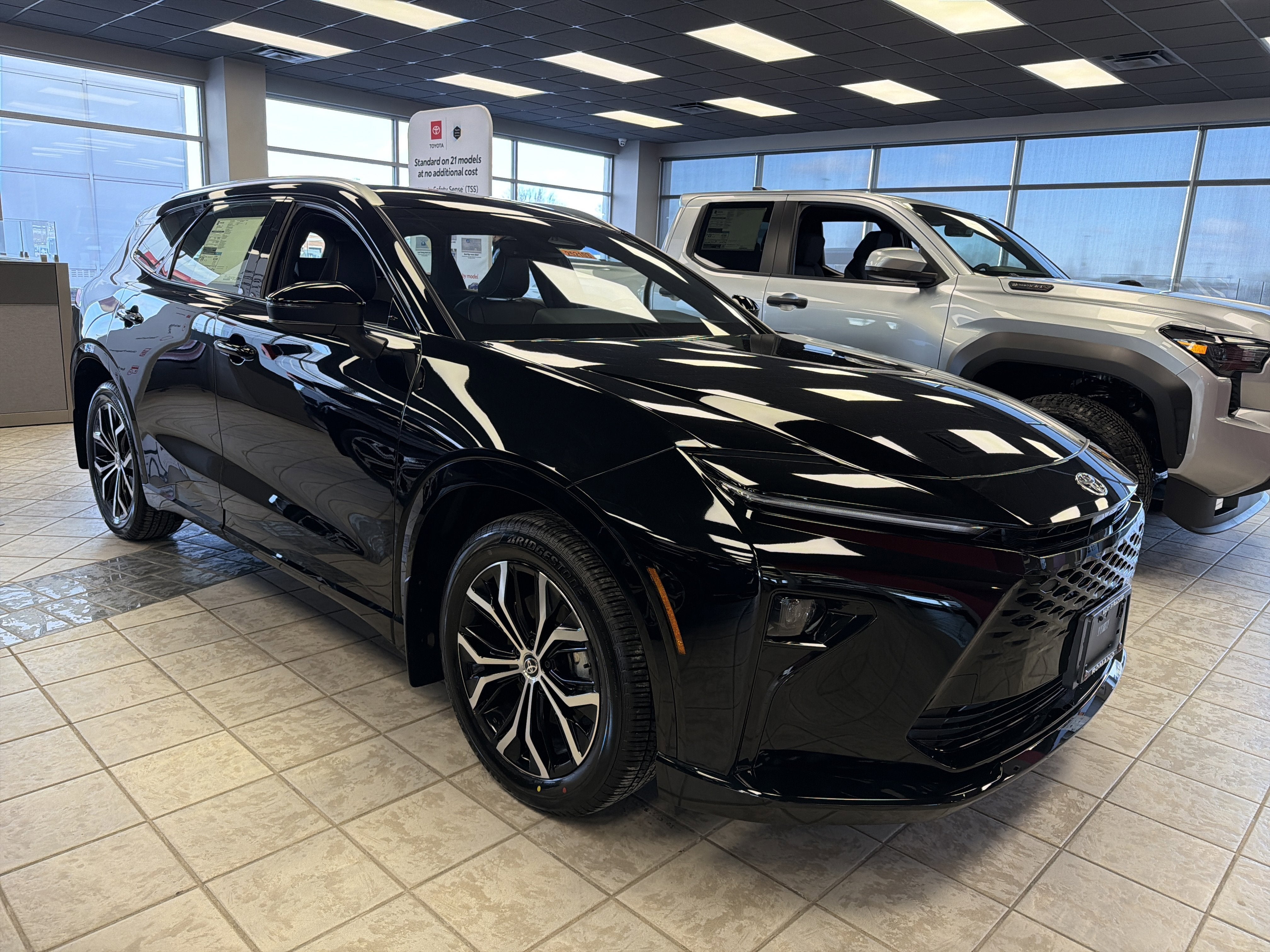 2025 Toyota Toyota Crown Signia XLE