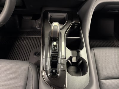 2025 Toyota Toyota Crown Signia XLE