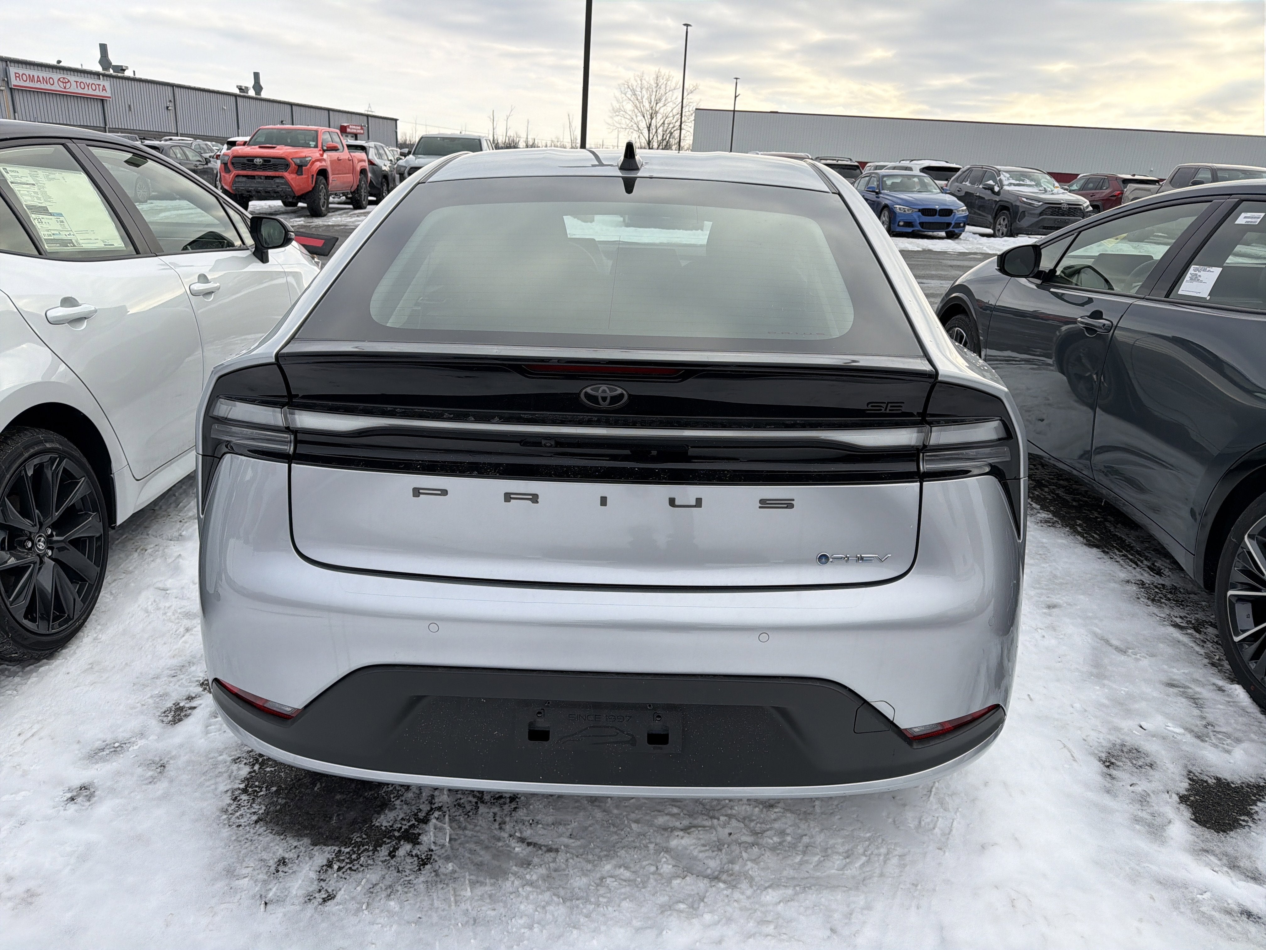 2026 Toyota Prius Plug-in Hybrid SE