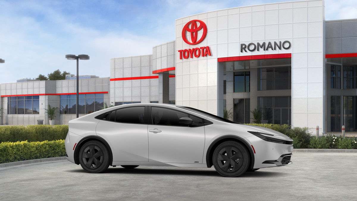 2026 Toyota Prius LE AWD
