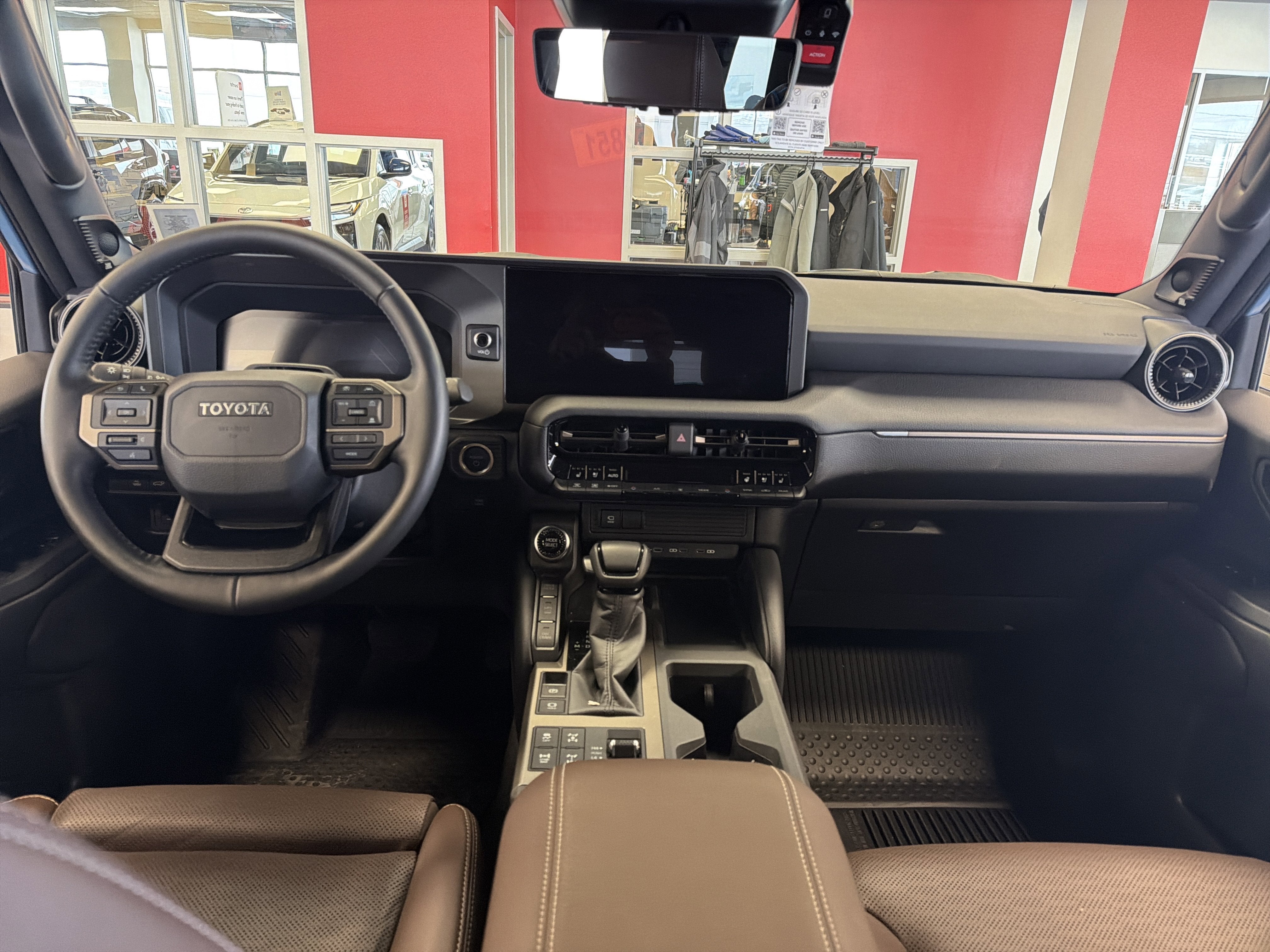 2025 Toyota Land Cruiser 4WD (Natl)