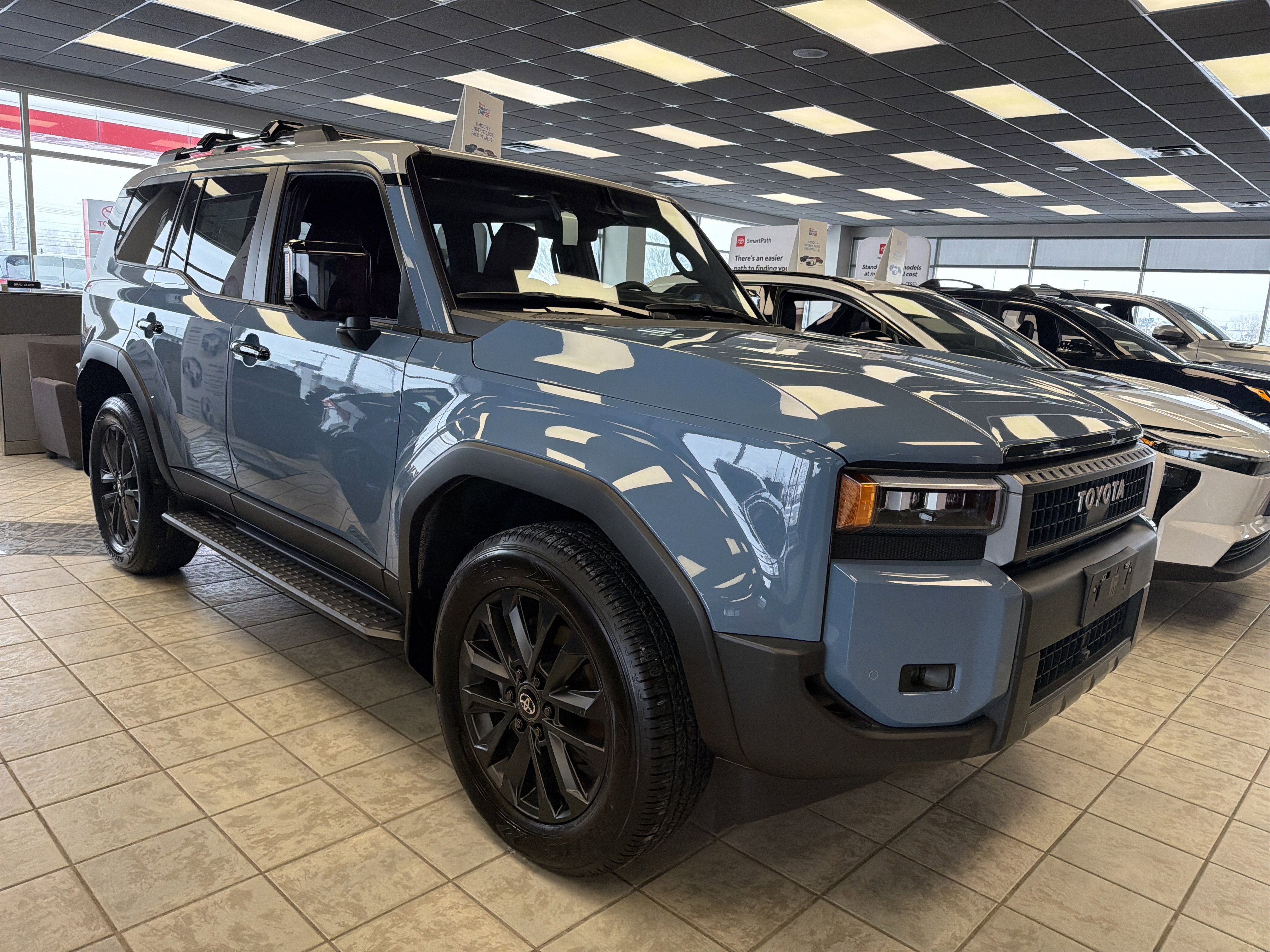 2025 Toyota Land Cruiser 4WD (Natl)