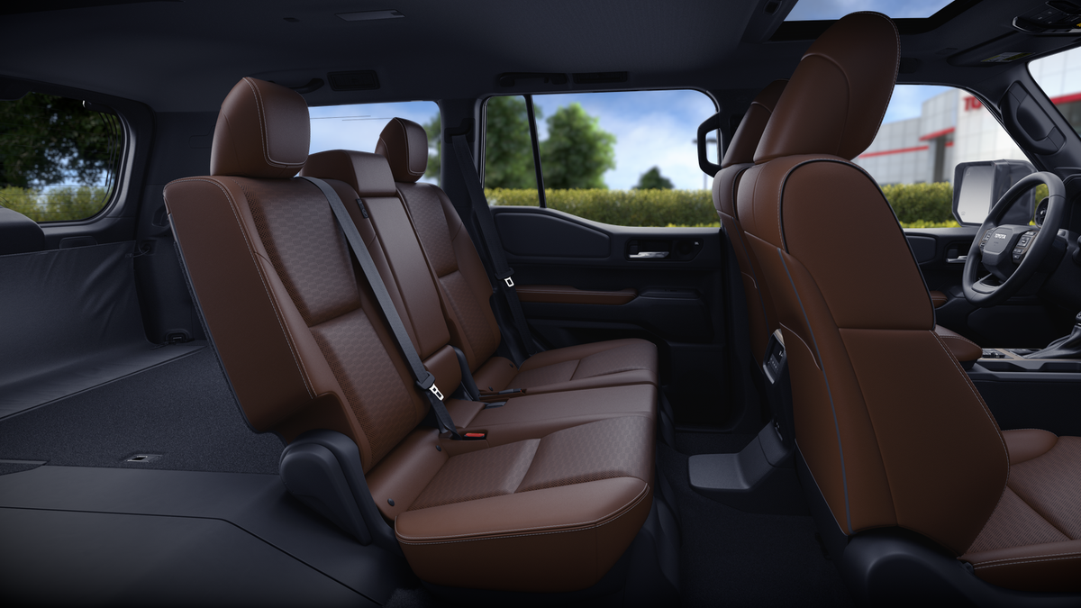 2025 Toyota Land Cruiser 4WD (Natl)