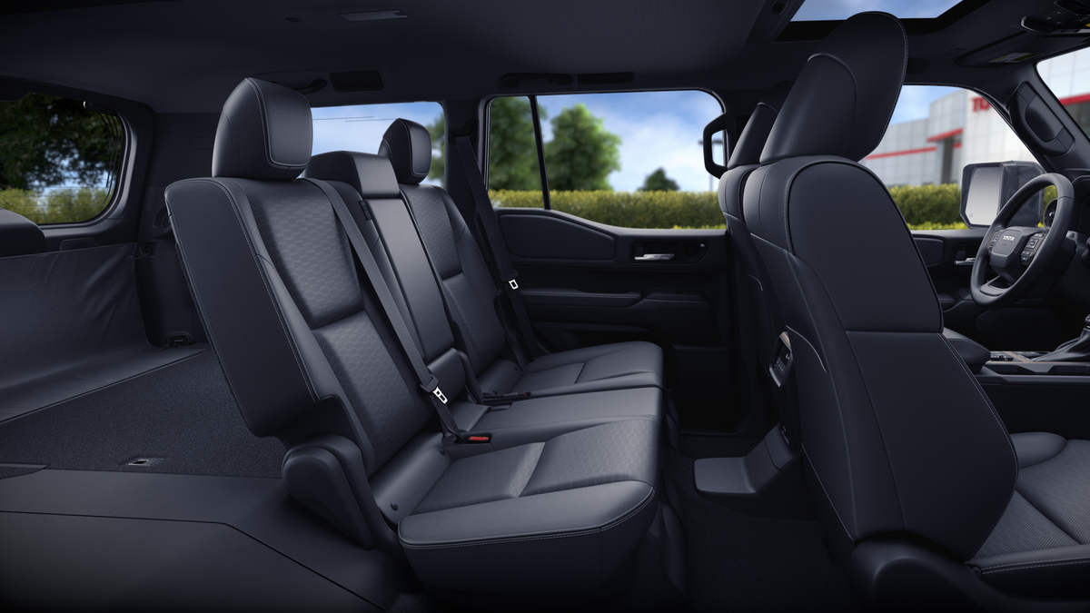 2026 Toyota Land Cruiser 4WD (Natl)