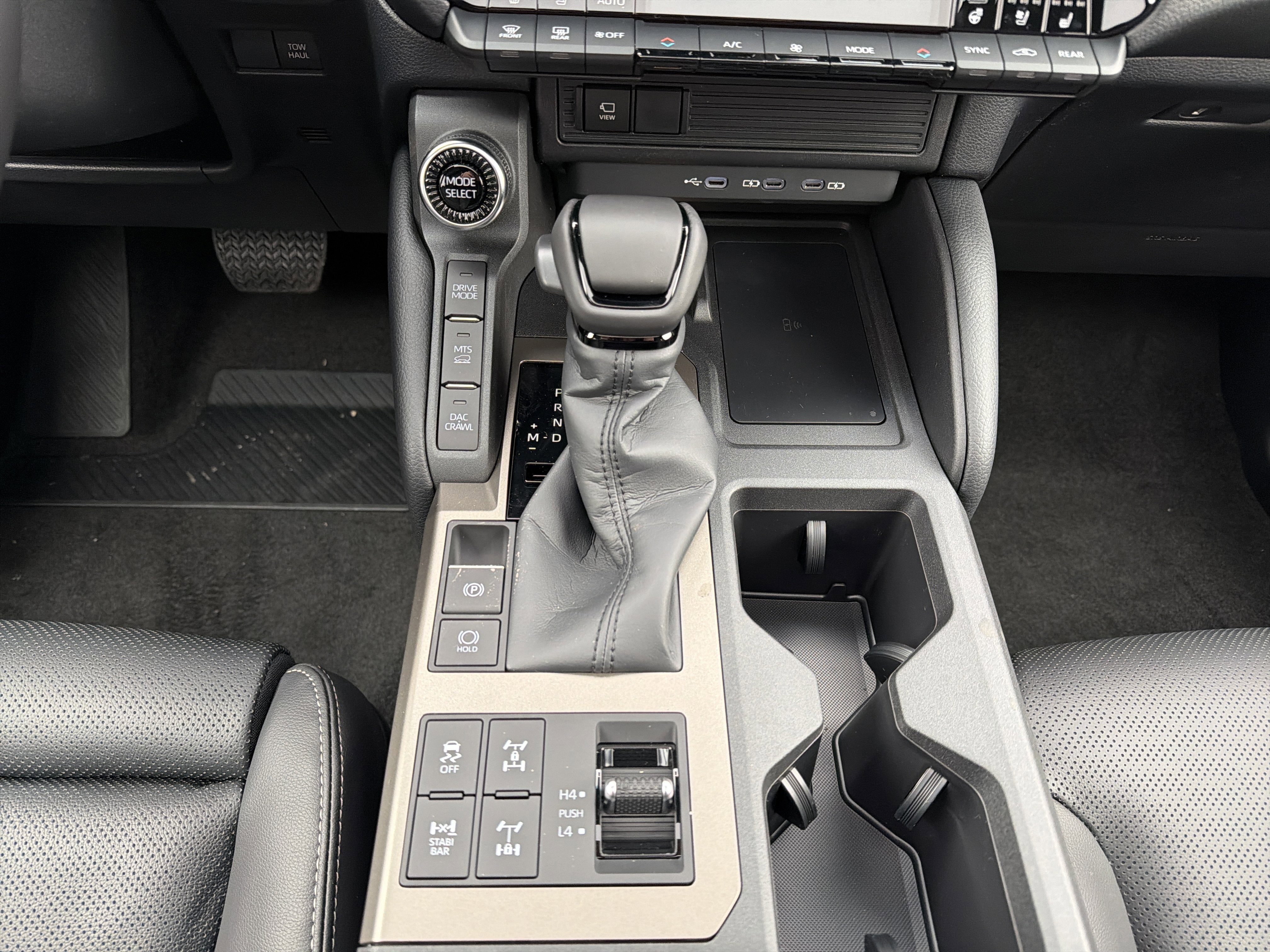 2026 Toyota Land Cruiser 4WD (Natl)