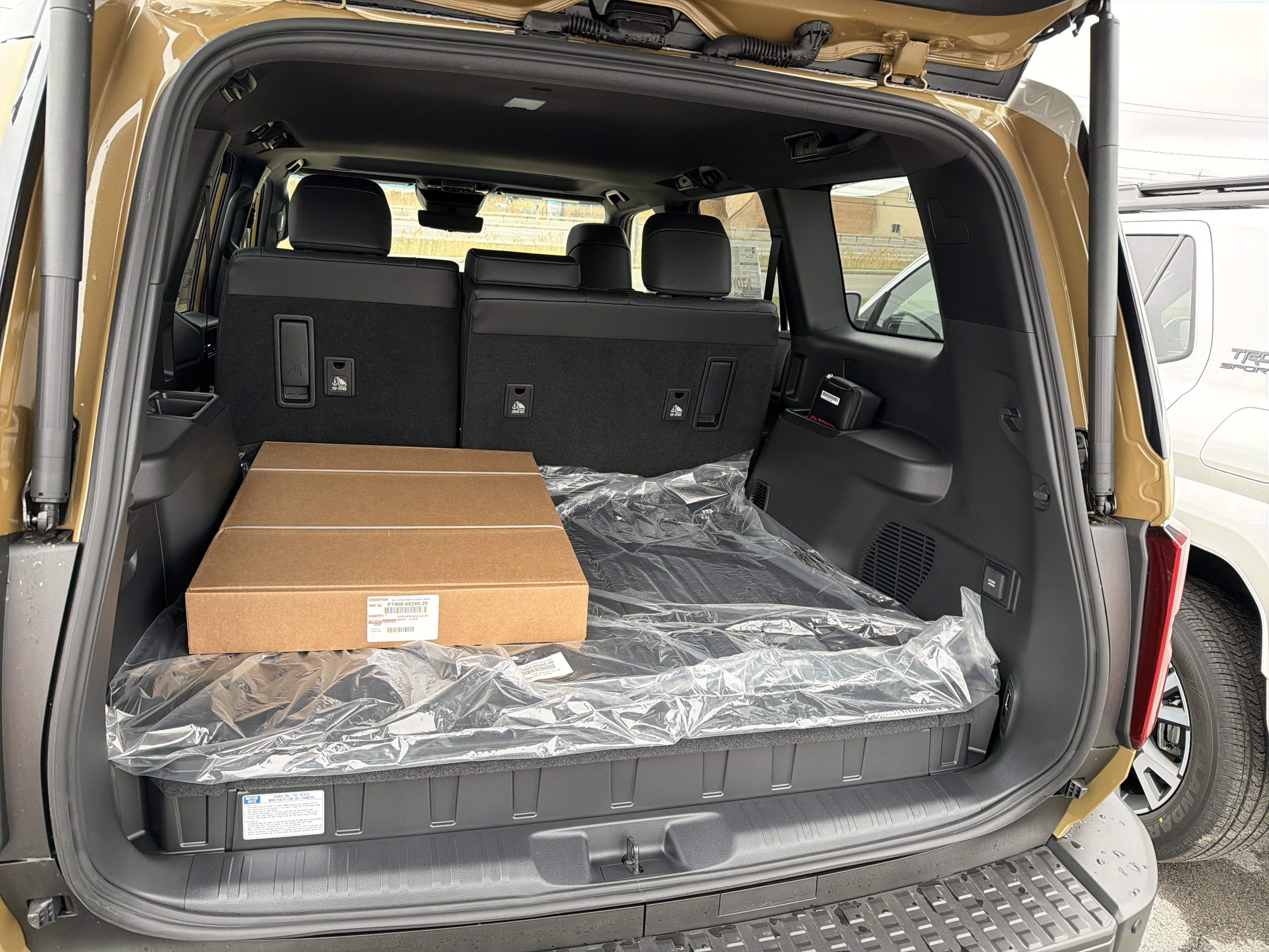 2026 Toyota Land Cruiser 4WD (Natl)