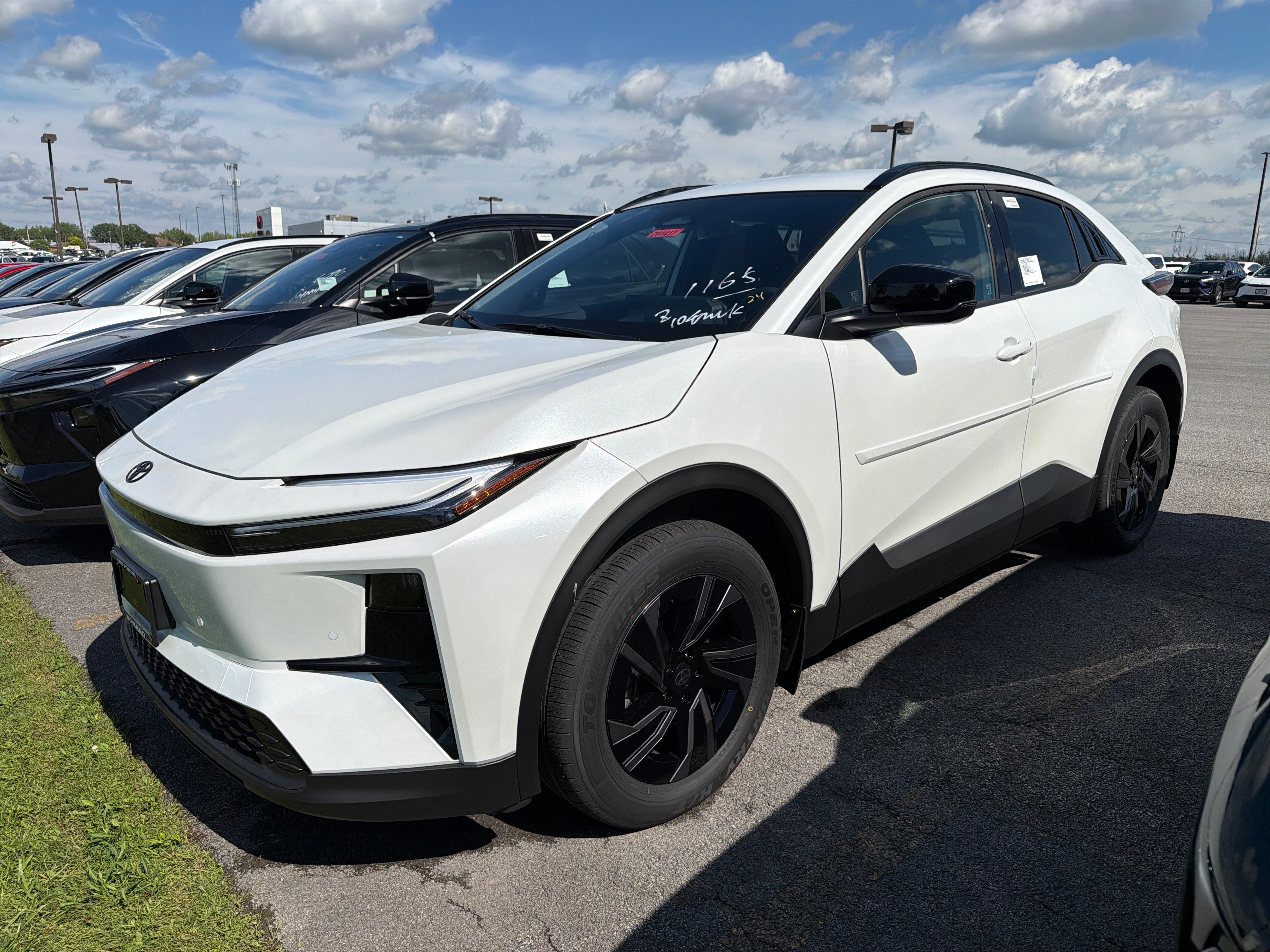 2026 Toyota C-HR SE