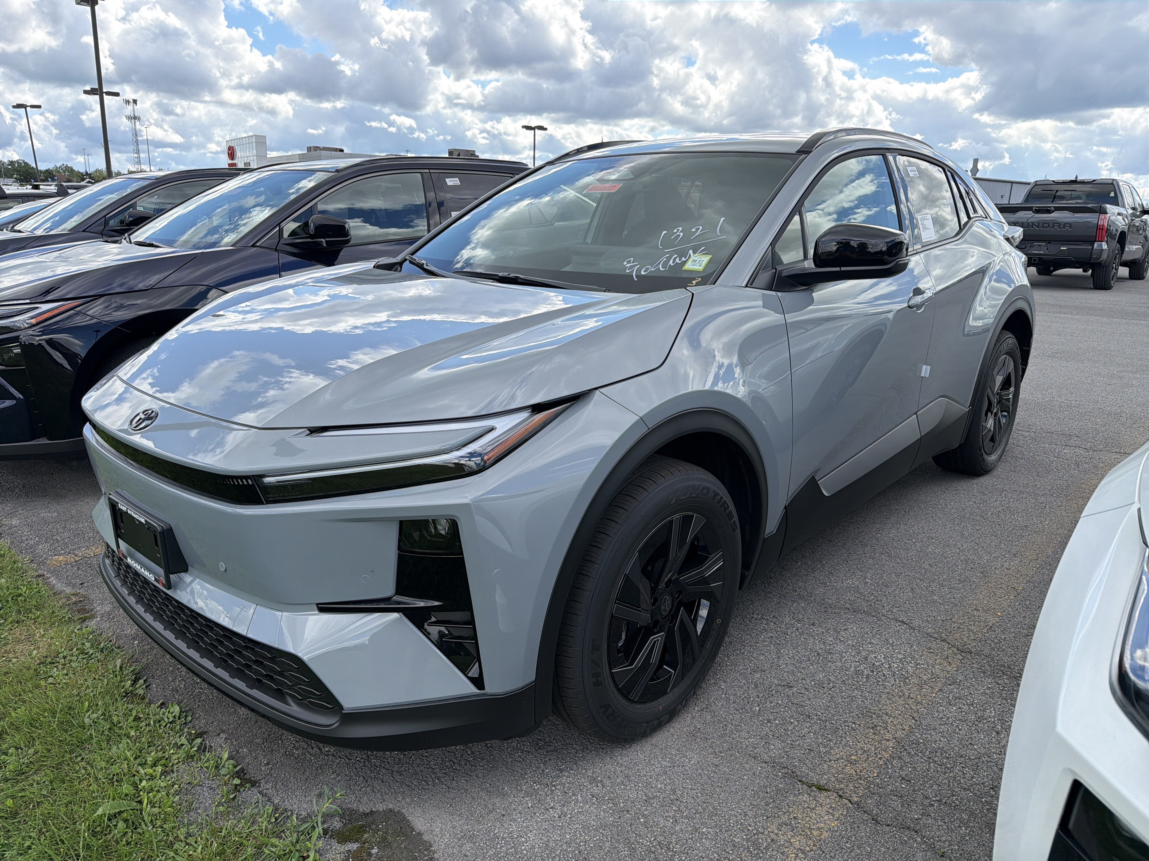 2026 Toyota C-HR SE