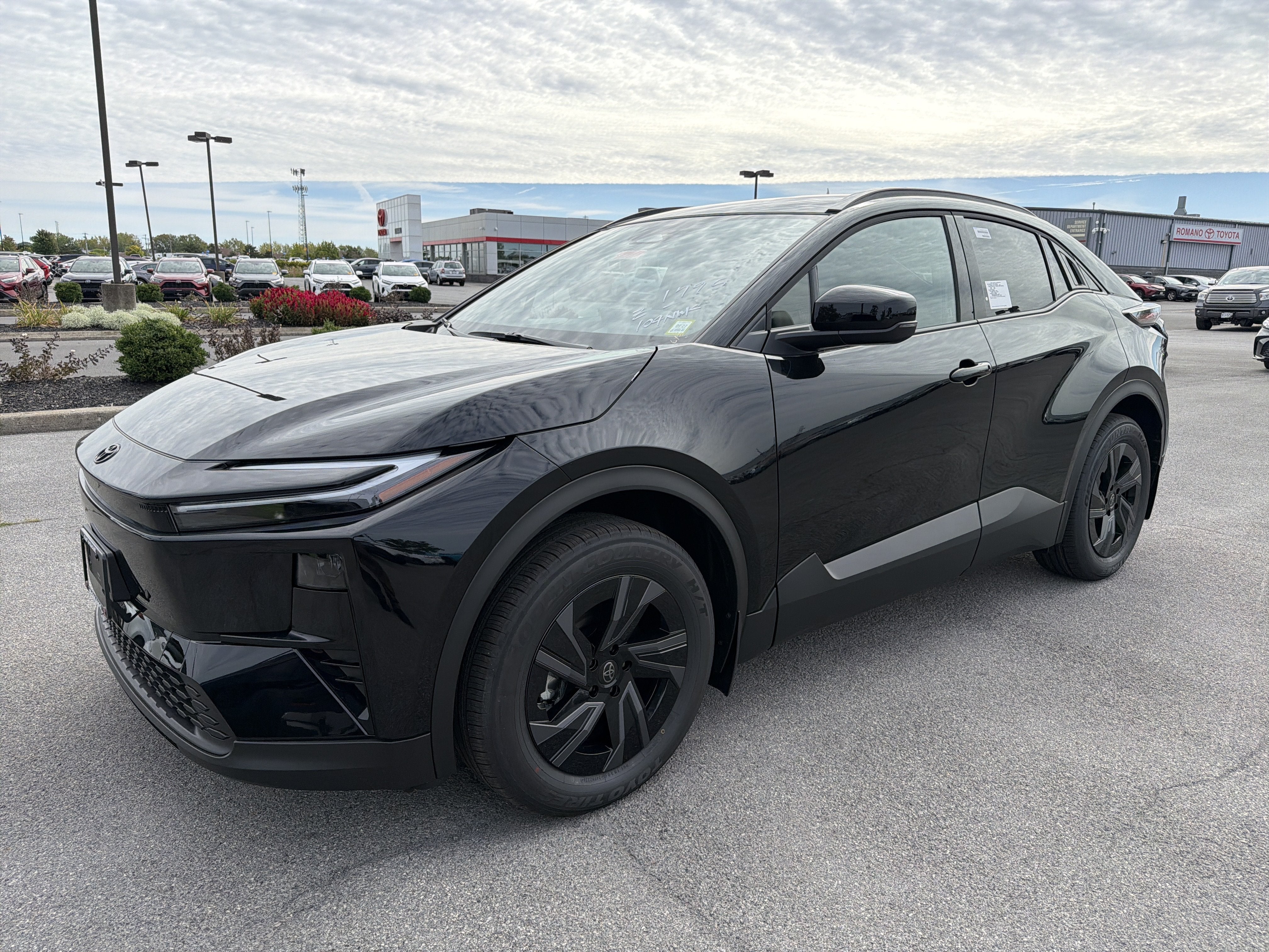 2026 Toyota C-HR SE