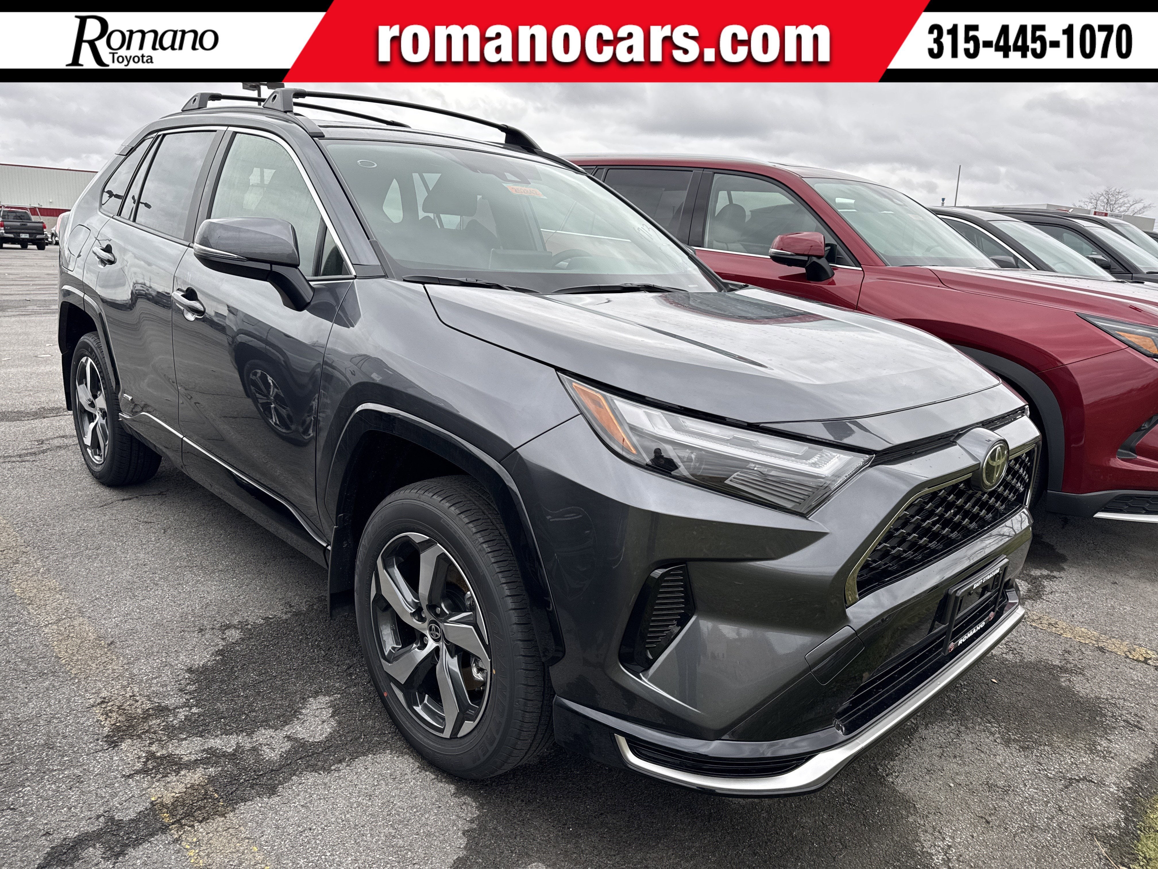 2025 Toyota RAV4 Plug-in Hybrid SE