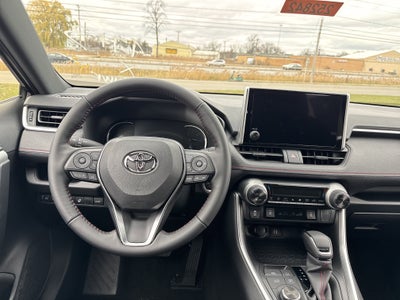 2025 Toyota RAV4 Plug-in Hybrid SE