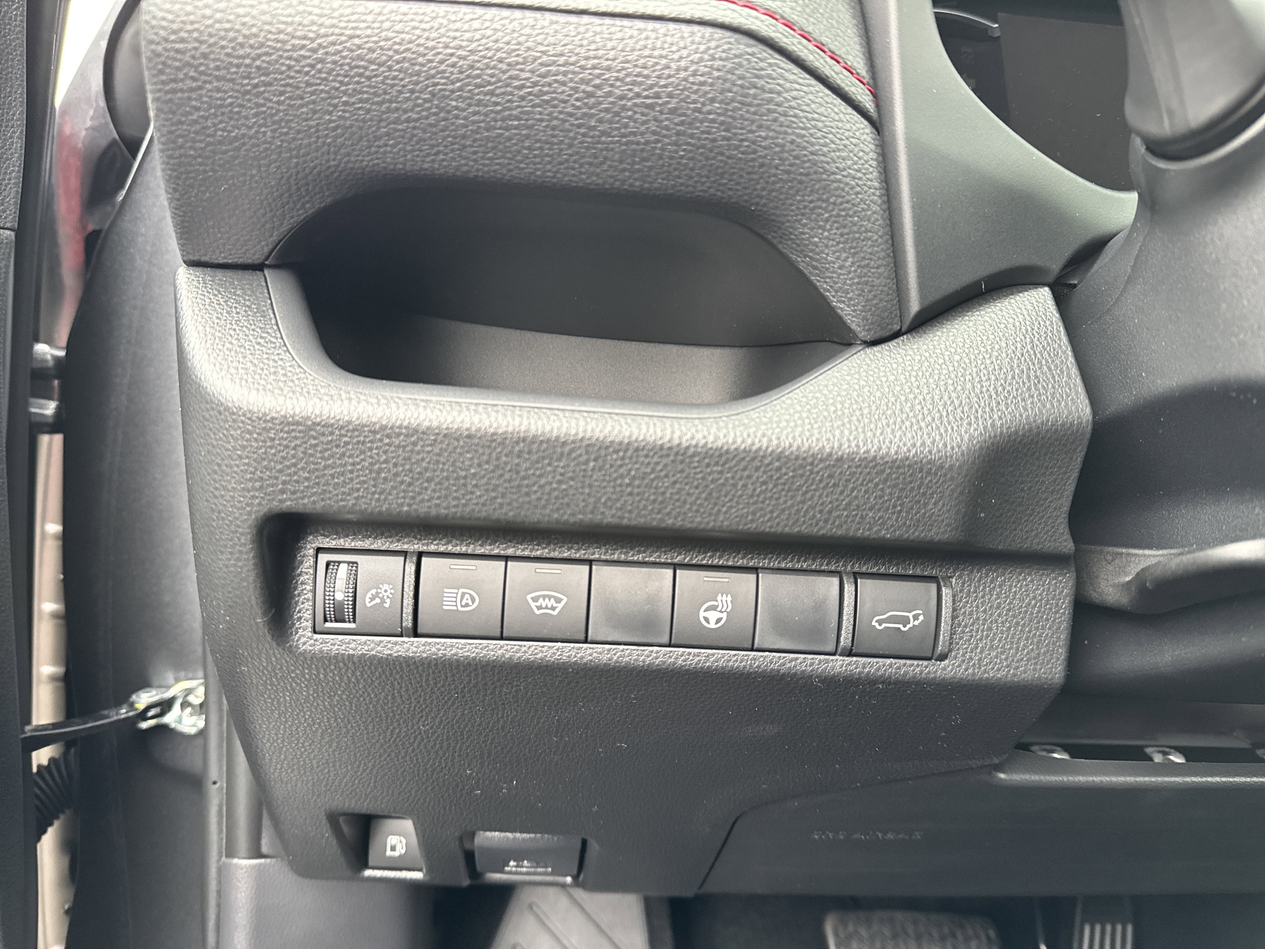 2025 Toyota RAV4 Plug-in Hybrid SE