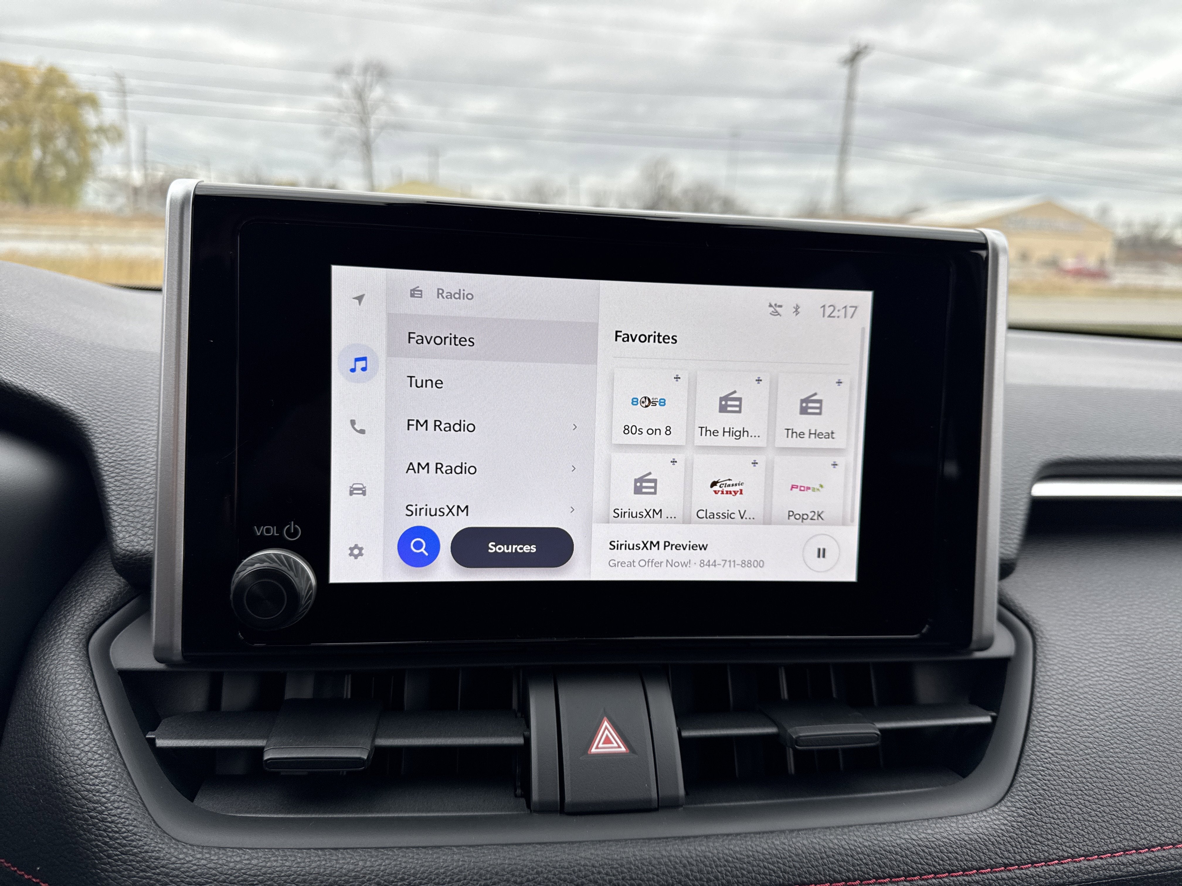 2025 Toyota RAV4 Plug-in Hybrid SE