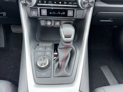 2025 Toyota RAV4 Plug-in Hybrid SE