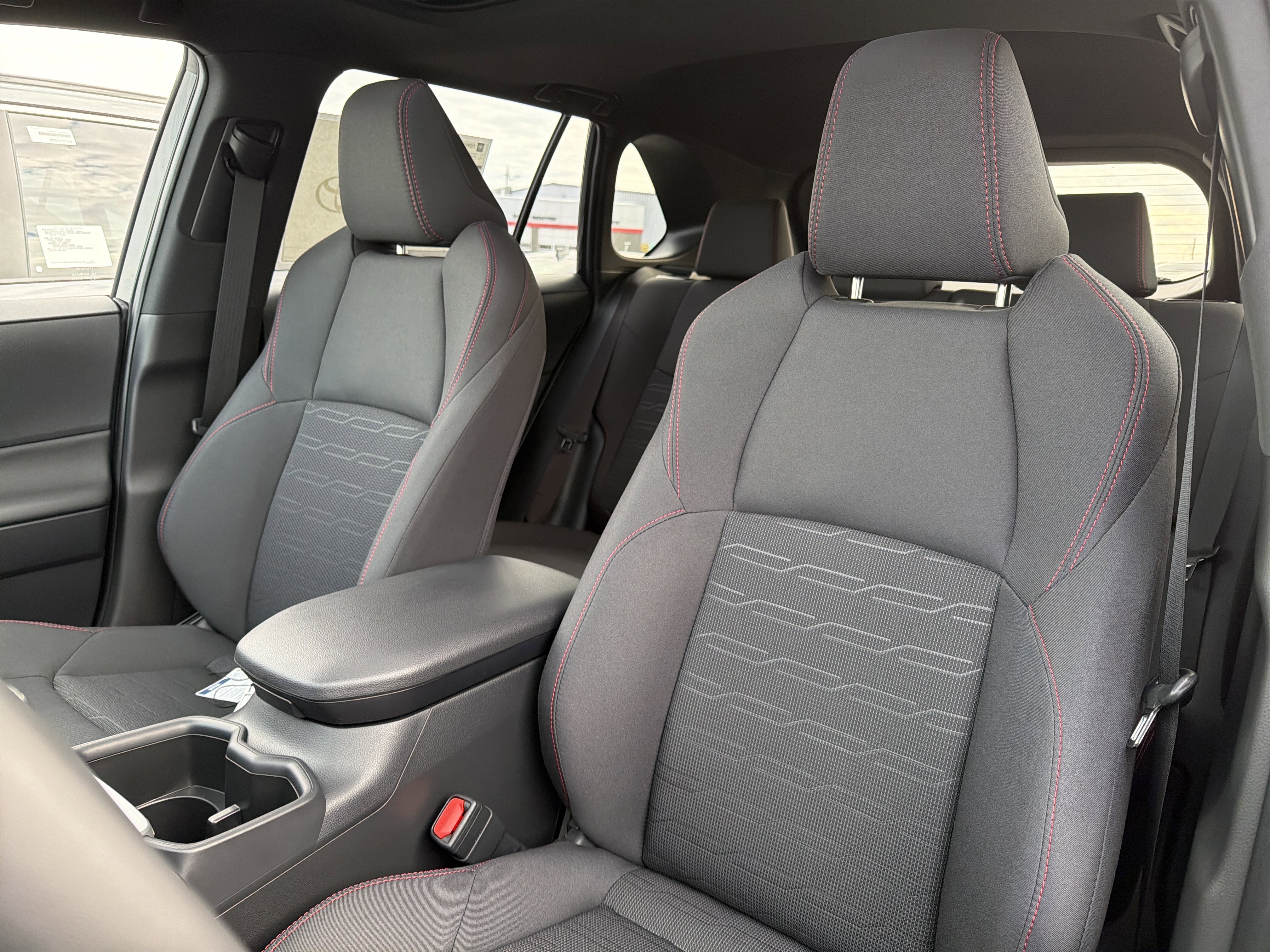 2025 Toyota RAV4 Plug-in Hybrid SE