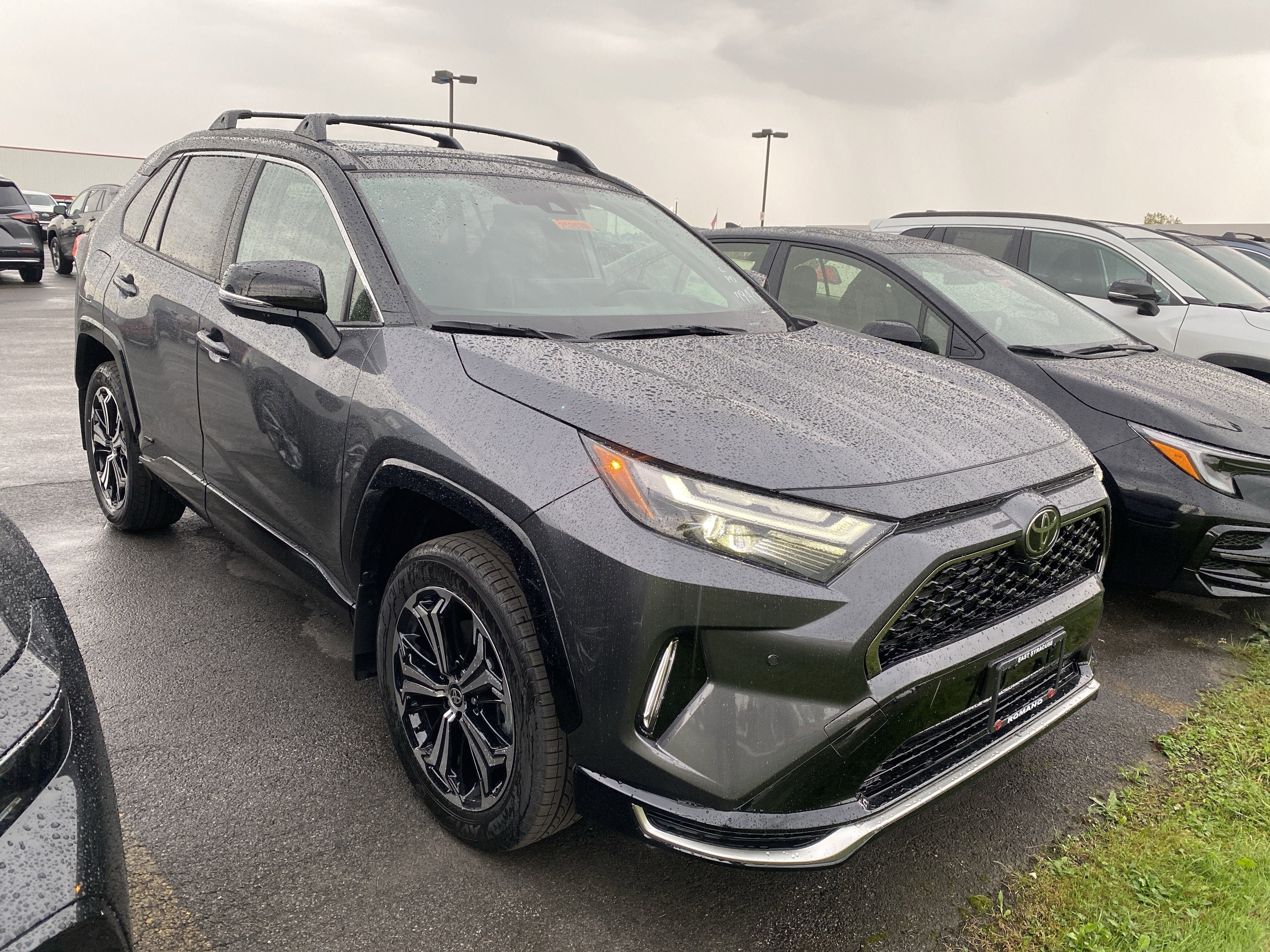 2025 Toyota RAV4 Plug-in Hybrid XSE