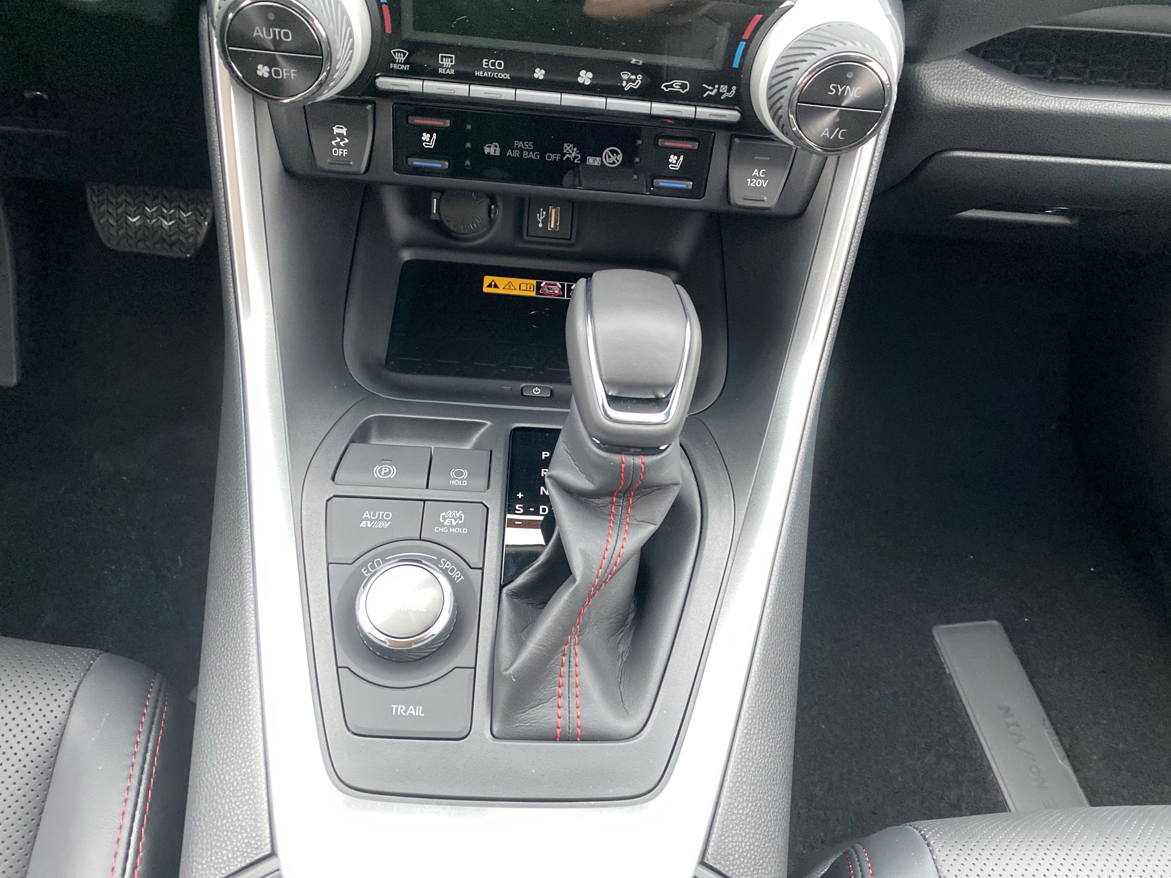 2025 Toyota RAV4 Plug-in Hybrid XSE