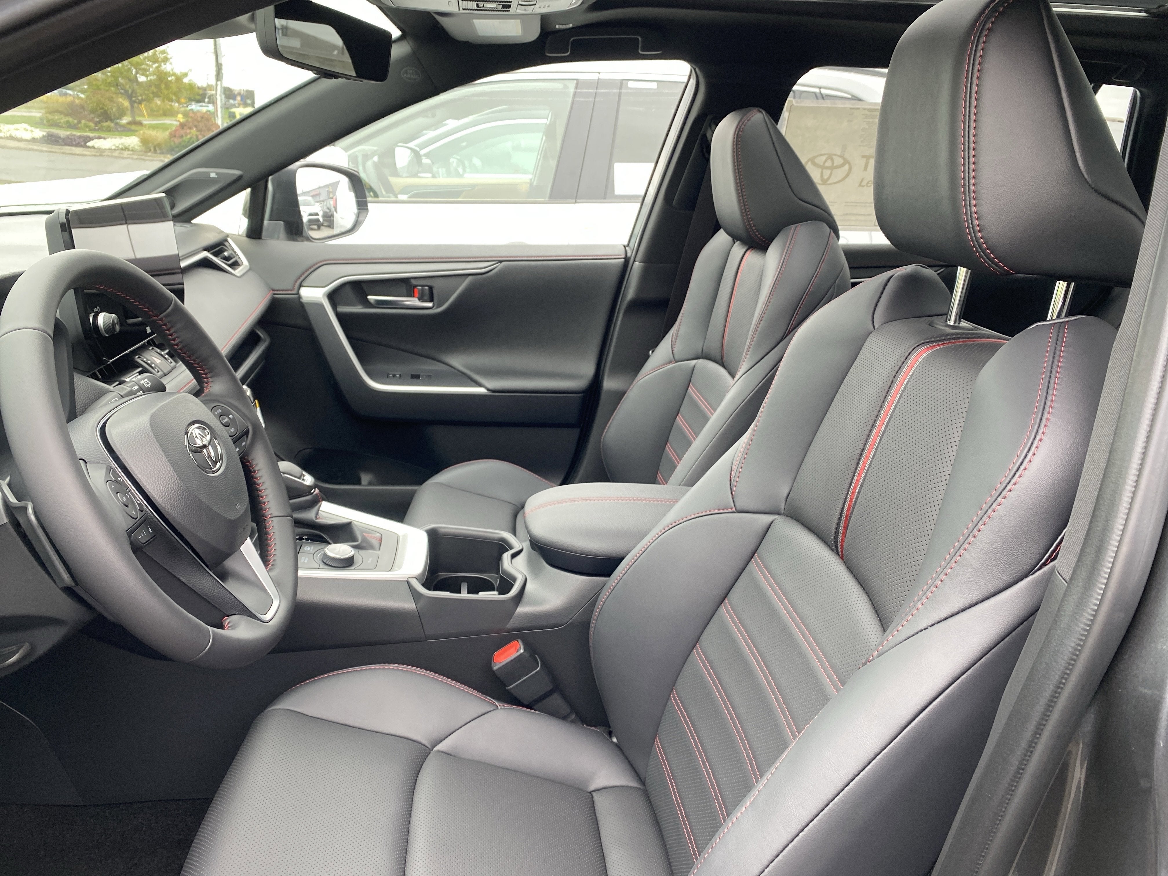 2025 Toyota RAV4 Plug-in Hybrid XSE