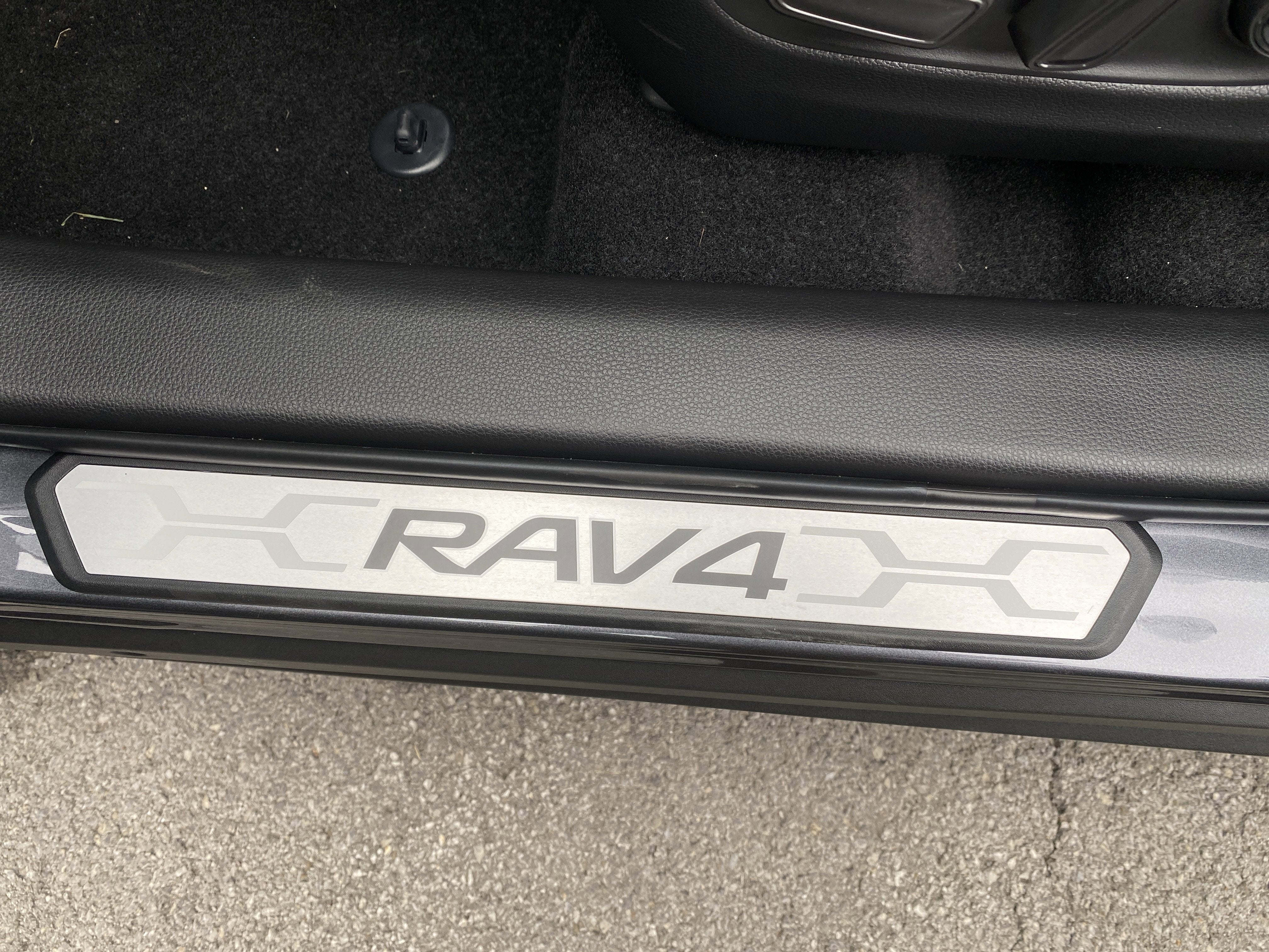 2025 Toyota RAV4 Plug-in Hybrid XSE