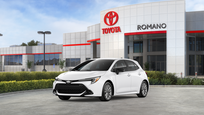 2026 Toyota Corolla Hatchback SE